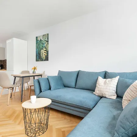 Modern With Smart Tv & Wifi Only 500 M From The Sea By Renters * Gdynia