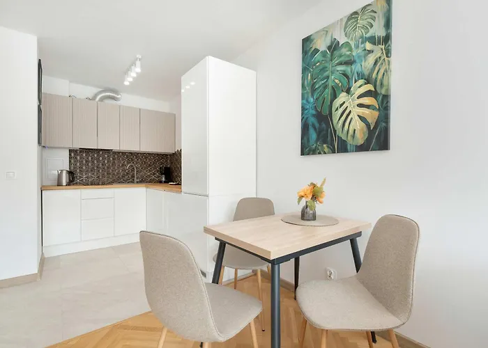 Modern With Smart Tv & Wifi Only 500 M From The Sea By Renters *